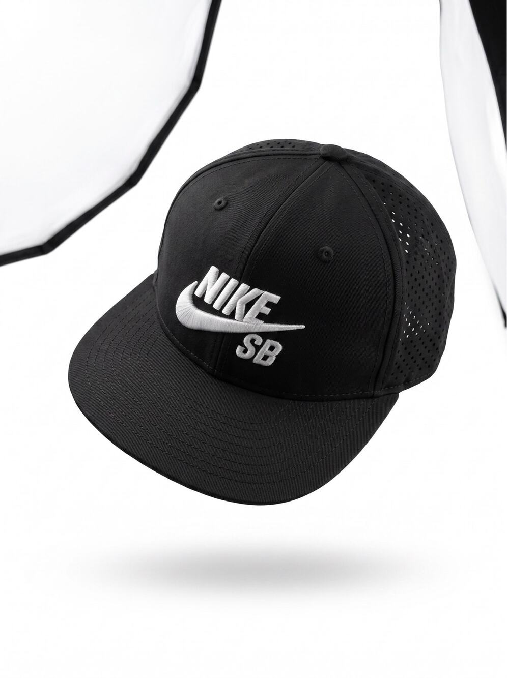 Nike SB Drifit Youth AeroBill Black Perforated Snapback Cap Hat 8225-210